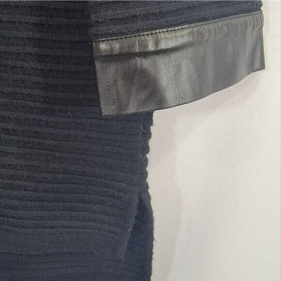Calvin‎ Klein Shirt Wool Blend Ribbed Top Black Faux Leather Trim Womens Small - Picture 2 of 8